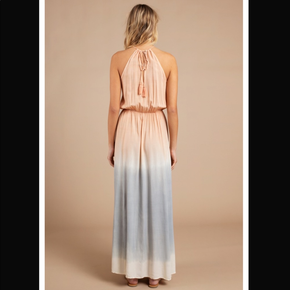 Angelica Keyhole Maxi Dress - Picture 3 of 3